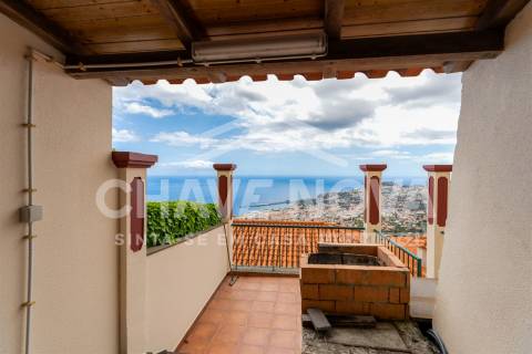 Moradia Geminada T3 Venda em Funchal (Santa Maria Maior),Funchal