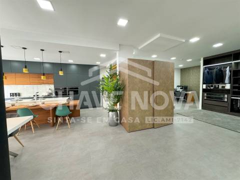 Loja  Venda em Funchal (Santa Luzia),Funchal