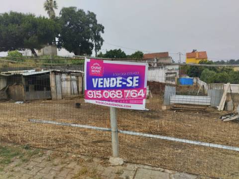 Lote de Terreno  Venda em Amora,Seixal