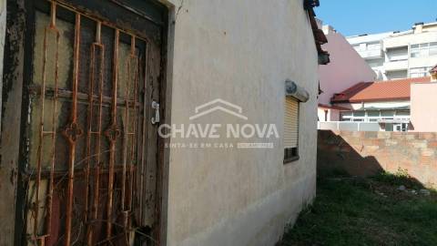 Moradia Geminada T1 Venda em Rio Tinto,Gondomar