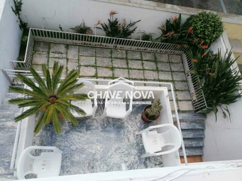 Moradia em Banda T4 Venda em Rio Tinto,Gondomar