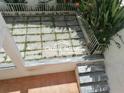 Moradia em Banda T4 Venda em Rio Tinto,Gondomar