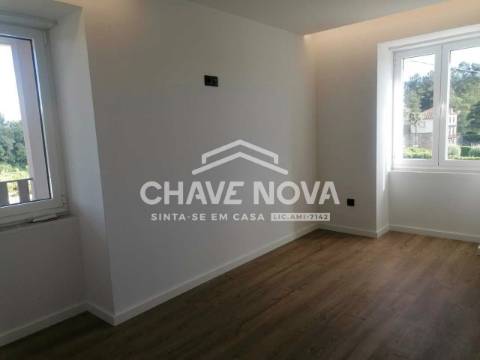 Moradia Isolada T5 Venda em Macieira da Lixa e Caramos,Felgueiras