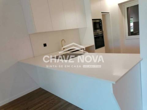 Moradia Isolada T5 Venda em Macieira da Lixa e Caramos,Felgueiras