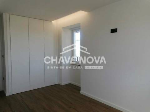 Moradia Isolada T5 Venda em Macieira da Lixa e Caramos,Felgueiras