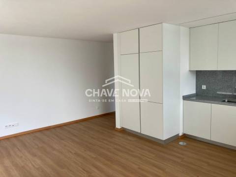 Apartamento T2 Arrendamento em Mafamude e Vilar do Paraíso,Vila Nova de Gaia