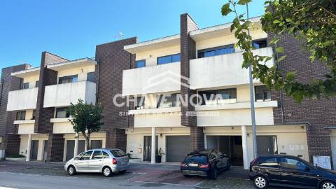 Moradia em Banda T3 Venda em Valongo,Valongo