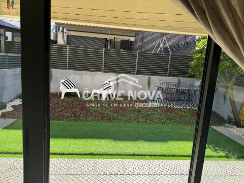 Moradia em Banda T3 Venda em Valongo,Valongo