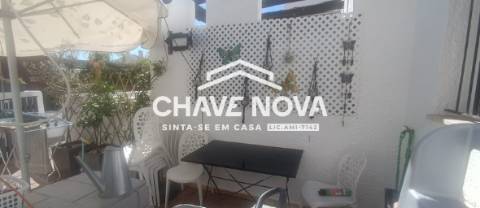 Apartamento T2 Venda em Quarteira,Loulé