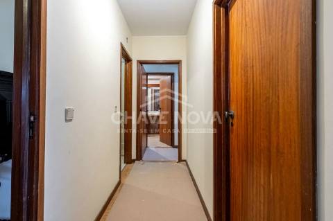 Apartamento T3 Venda em Ramalde,Porto