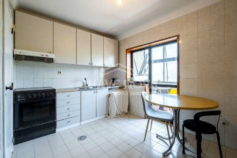 Apartamento T3 Venda em Ramalde,Porto