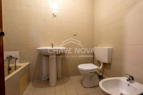 Apartamento T3 Venda em Ramalde,Porto