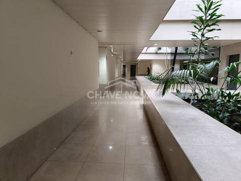 Escritório  Venda em Lordelo do Ouro e Massarelos,Porto