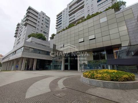 Escritório  Venda em Lordelo do Ouro e Massarelos,Porto