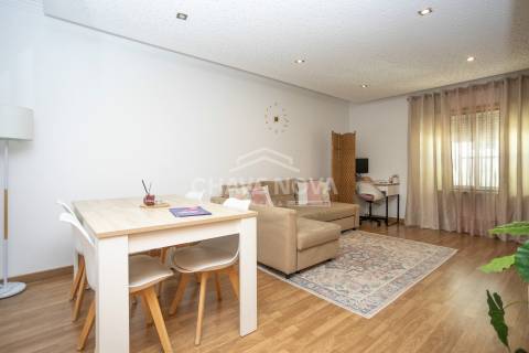 Apartamento T2 Venda em Seixal, Arrentela e Aldeia de Paio Pires,Seixal