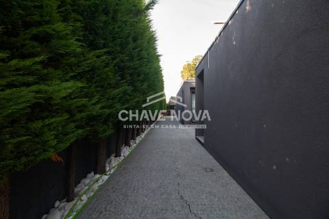 Andar Moradia T4 Venda em São Félix da Marinha,Vila Nova de Gaia