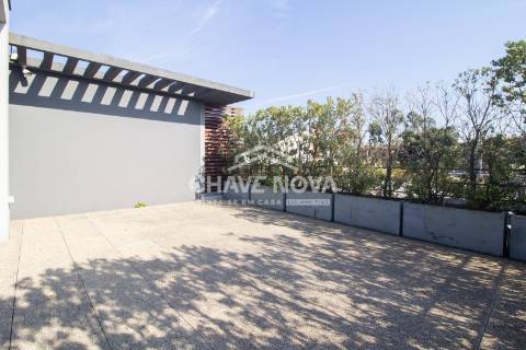 Andar Moradia T4 Venda em São Félix da Marinha,Vila Nova de Gaia
