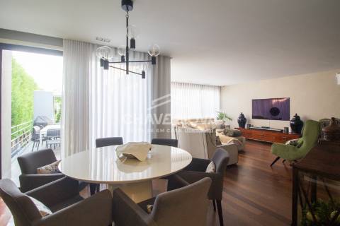 Andar Moradia T4 Venda em São Félix da Marinha,Vila Nova de Gaia