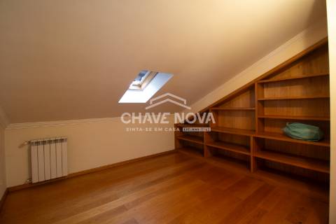Apartamento T4 DUPLEX Venda em Santa Marinha e São Pedro da Afurada,Vila Nova de Gaia