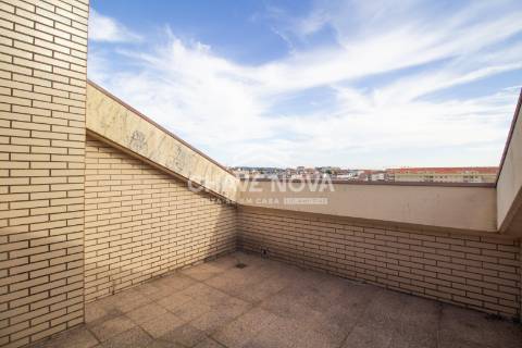 Apartamento T4 DUPLEX Venda em Santa Marinha e São Pedro da Afurada,Vila Nova de Gaia