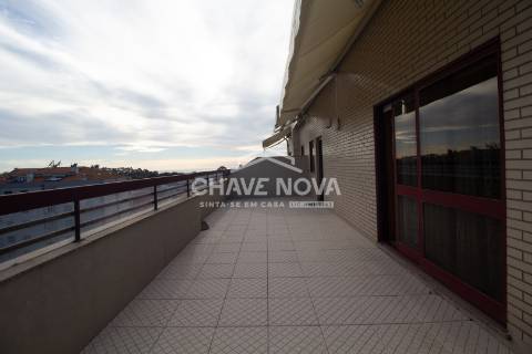 Apartamento T4 DUPLEX Venda em Santa Marinha e São Pedro da Afurada,Vila Nova de Gaia