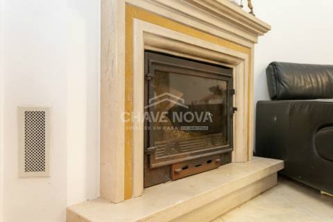 Moradia em Banda T4 Venda em Charneca de Caparica e Sobreda,Almada