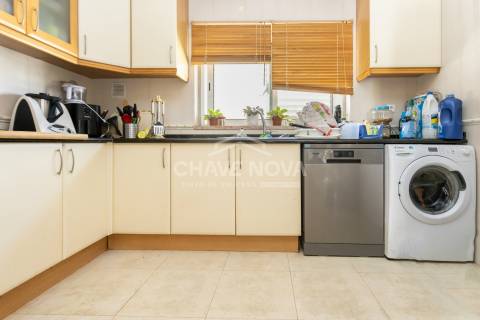 Moradia em Banda T4 Venda em Charneca de Caparica e Sobreda,Almada