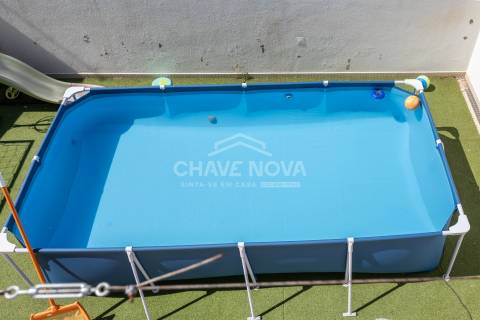 Moradia em Banda T4 Venda em Charneca de Caparica e Sobreda,Almada