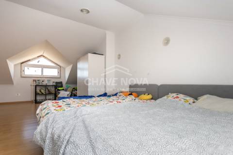 Moradia em Banda T4 Venda em Charneca de Caparica e Sobreda,Almada