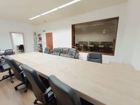 Escritório  Venda em Lordelo do Ouro e Massarelos,Porto