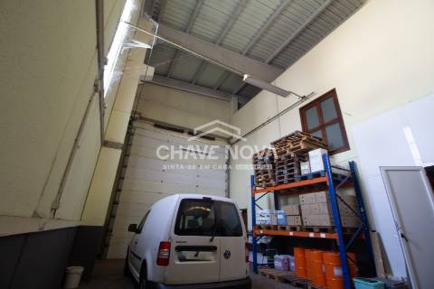 Armazém  Venda em Fânzeres e São Pedro da Cova,Gondomar