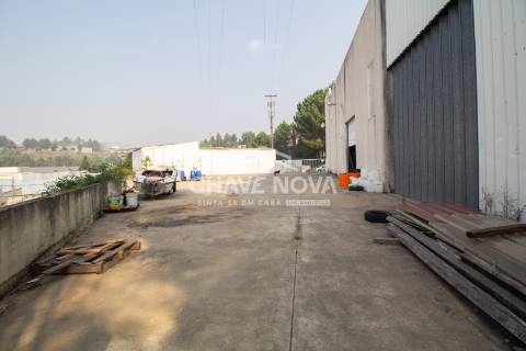 Armazém  Venda em Fânzeres e São Pedro da Cova,Gondomar