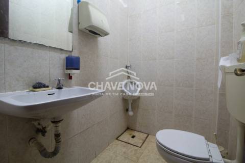 Armazém  Venda em Fânzeres e São Pedro da Cova,Gondomar