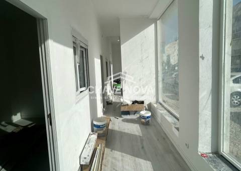 Loja  Venda em Alto do Seixalinho, Santo André e Verderena,Barreiro