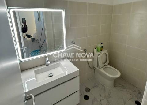 Loja  Venda em Alto do Seixalinho, Santo André e Verderena,Barreiro