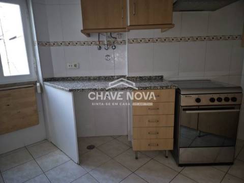 Apartamento T2 Arrendamento em Campo de Ourique,Lisboa