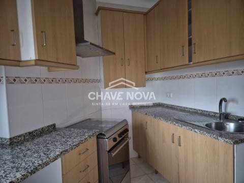 Apartamento T2 Arrendamento em Campo de Ourique,Lisboa
