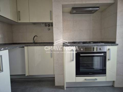 Apartamento T3 Arrendamento em Campo de Ourique,Lisboa