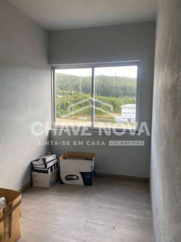 Armazém  Arrendamento em Fânzeres e São Pedro da Cova,Gondomar