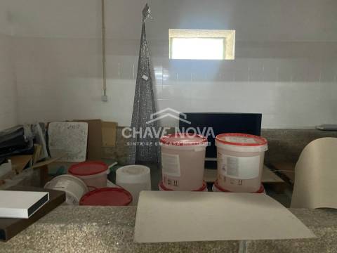 Armazém  Arrendamento em Fânzeres e São Pedro da Cova,Gondomar