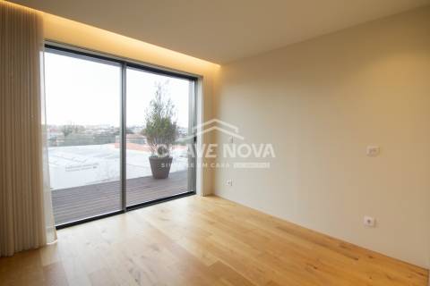 Apartamento T4 Venda em Santa Marinha e São Pedro da Afurada,Vila Nova de Gaia