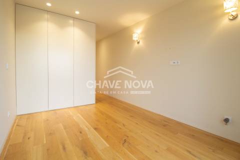 Apartamento T4 Venda em Santa Marinha e São Pedro da Afurada,Vila Nova de Gaia