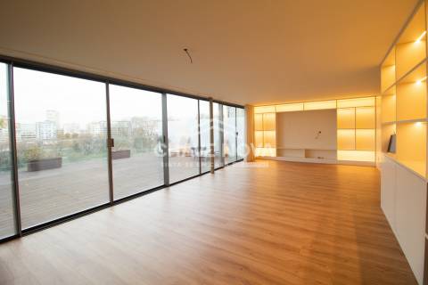 Apartamento T4 Venda em Santa Marinha e São Pedro da Afurada,Vila Nova de Gaia