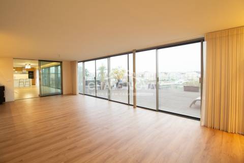 Apartamento T4 Venda em Santa Marinha e São Pedro da Afurada,Vila Nova de Gaia