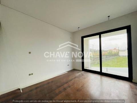 Moradia Geminada T4 Venda em Anta e Guetim,Espinho