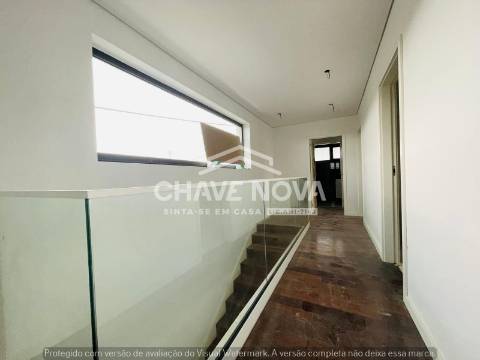 Moradia Geminada T4 Venda em Anta e Guetim,Espinho