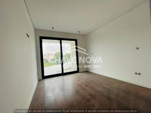 Moradia Geminada T4 Venda em Anta e Guetim,Espinho