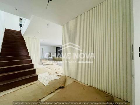 Moradia Geminada T4 Venda em Anta e Guetim,Espinho