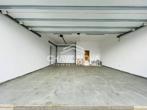 Moradia Geminada T4 Venda em Anta e Guetim,Espinho