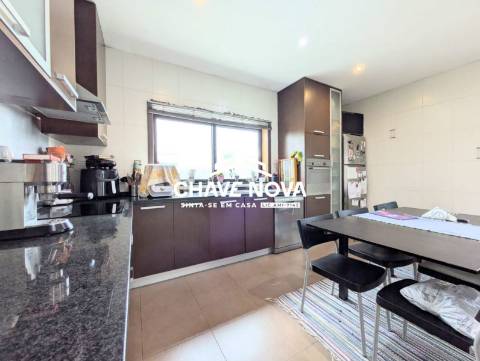 Moradia Geminada T4 Venda em Palhaça,Oliveira do Bairro